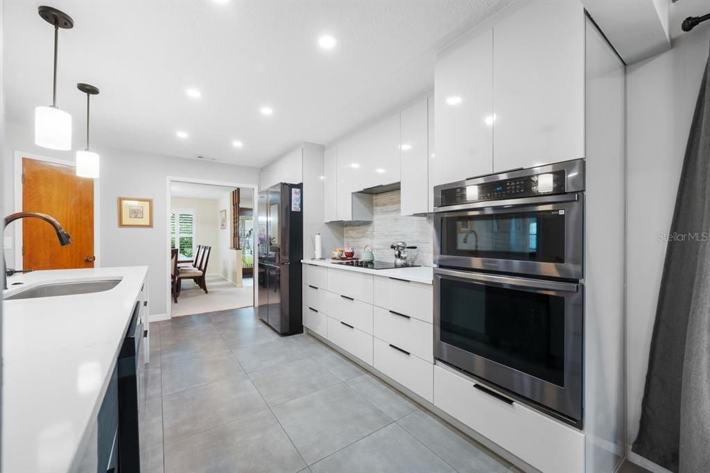 For Sale: $779,900 (4 beds, 2 baths, 2246 Square Feet)