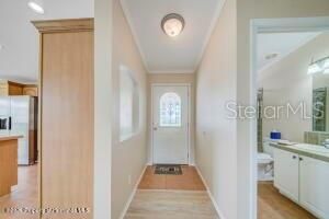 На продажу: $229,900 (2 спален, 2 ванн, 1551 Квадратных фут)