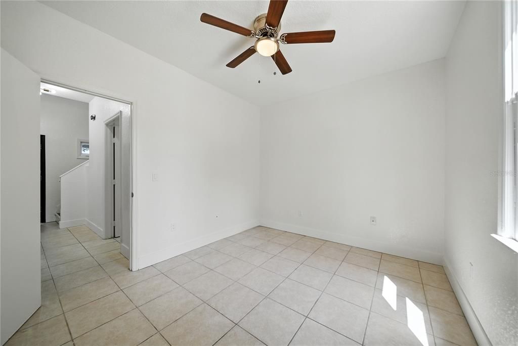 En Venta: $595,000 (3 camas, 2 baños, 1350 Pies cuadrados)