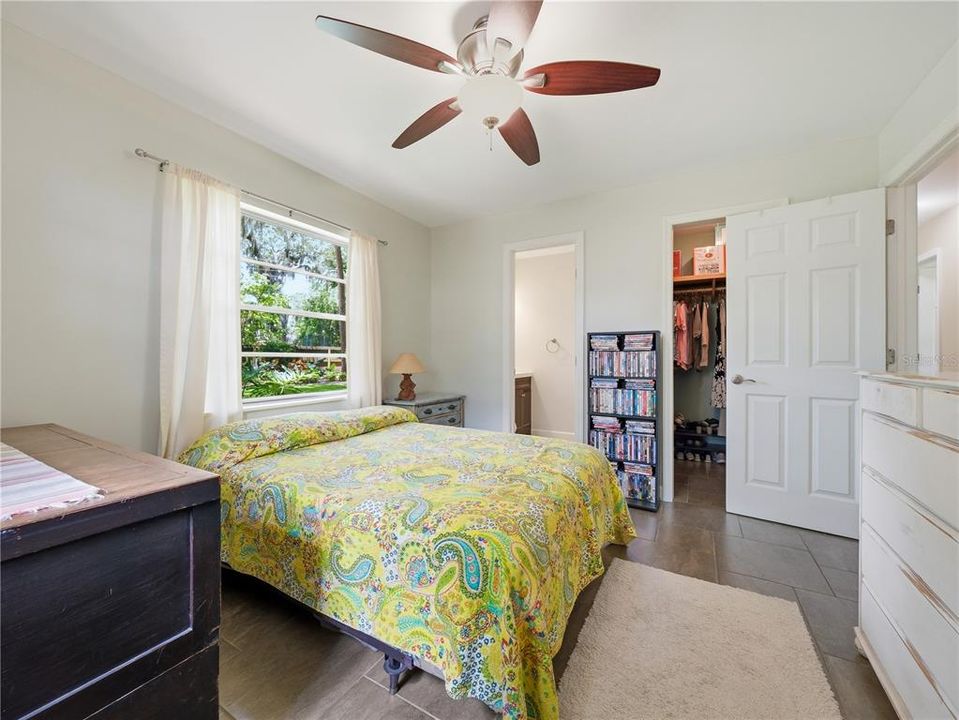 For Sale: $269,500 (3 beds, 1 baths, 1138 Square Feet)