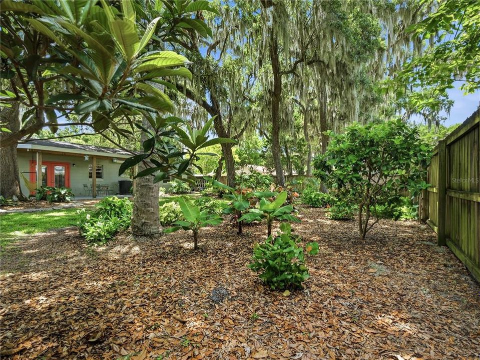 For Sale: $269,500 (3 beds, 1 baths, 1138 Square Feet)