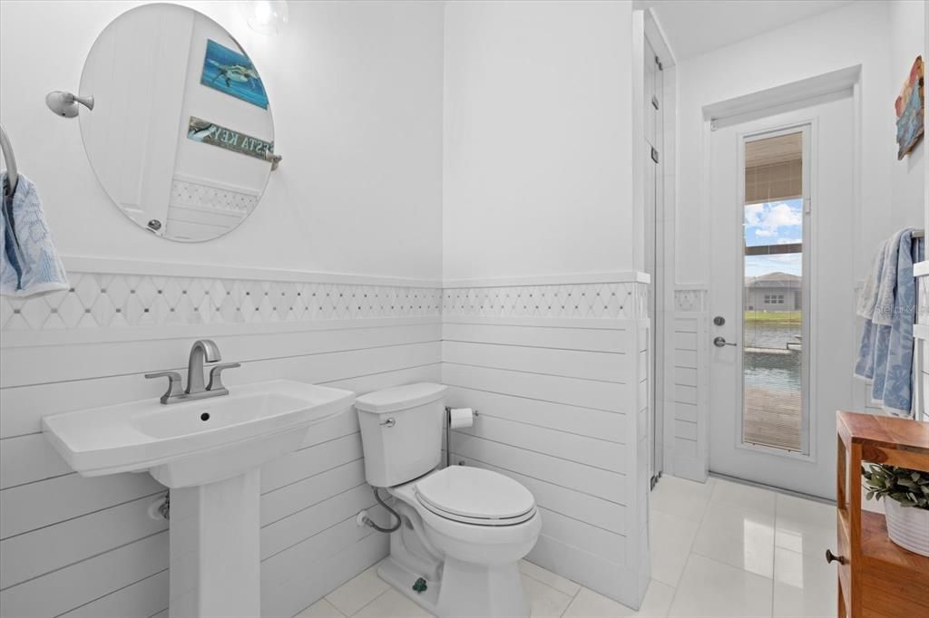 For Sale: $1,500,000 (4 beds, 4 baths, 4230 Square Feet)