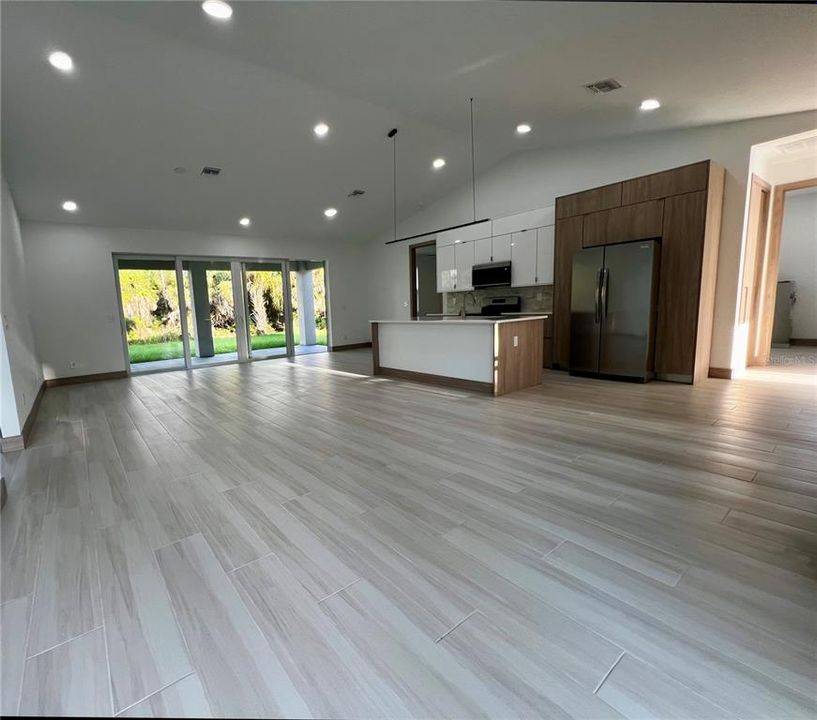 En Renta: $2,700 (4 camas, 2 baños, 1768 Pies cuadrados)