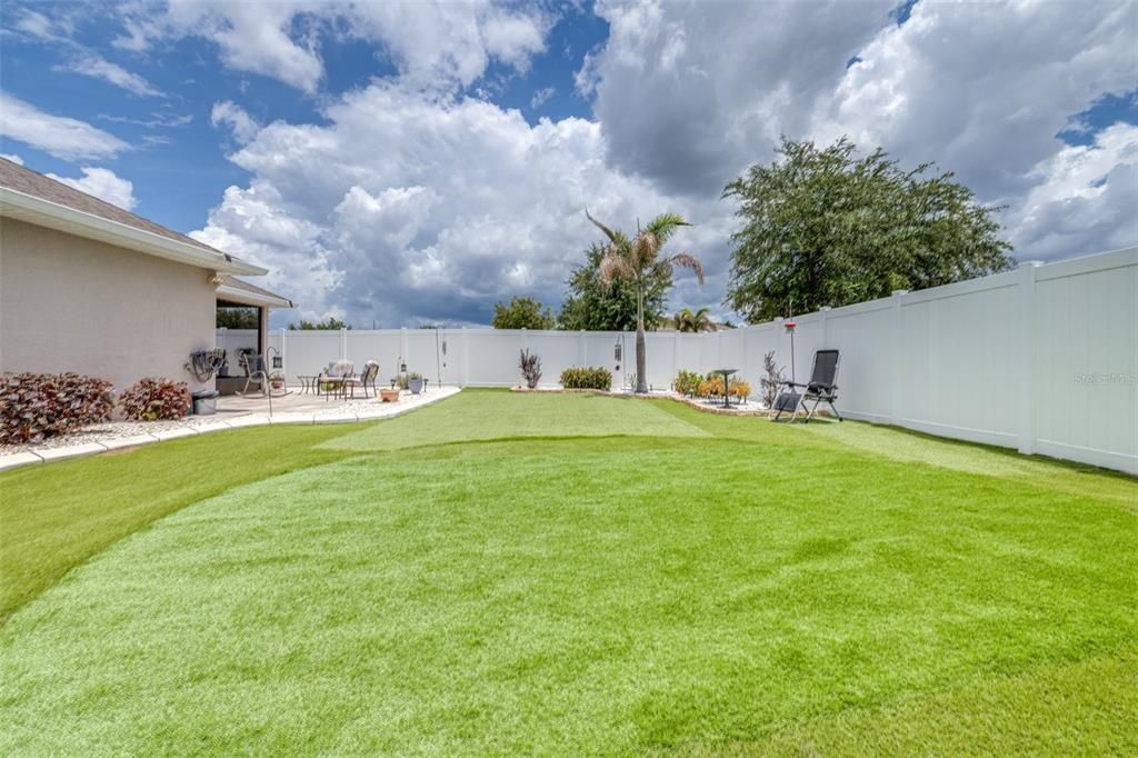 На продажу: $325,000 (3 спален, 2 ванн, 1414 Квадратных фут)