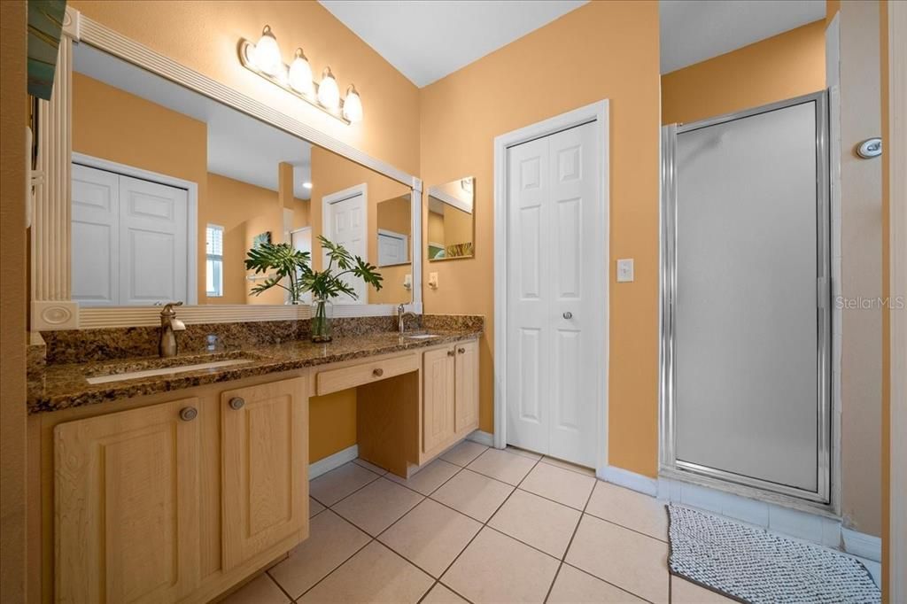 For Sale: $569,900 (2 beds, 2 baths, 1390 Square Feet)