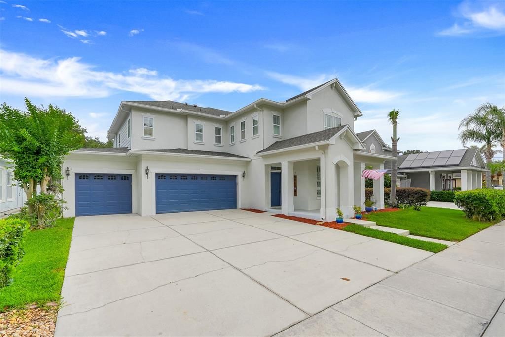 En Venta: $749,900 (4 camas, 3 baños, 2690 Pies cuadrados)