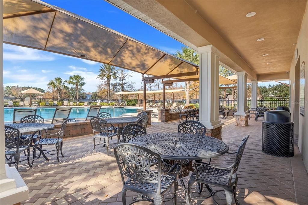 En Venta: $749,900 (4 camas, 3 baños, 2690 Pies cuadrados)