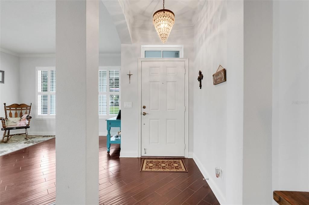 En Venta: $749,900 (4 camas, 3 baños, 2690 Pies cuadrados)