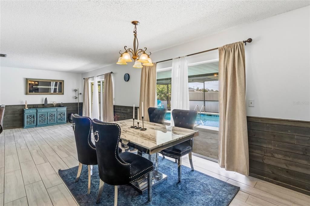 For Sale: $283,000 (3 beds, 2 baths, 1436 Square Feet)