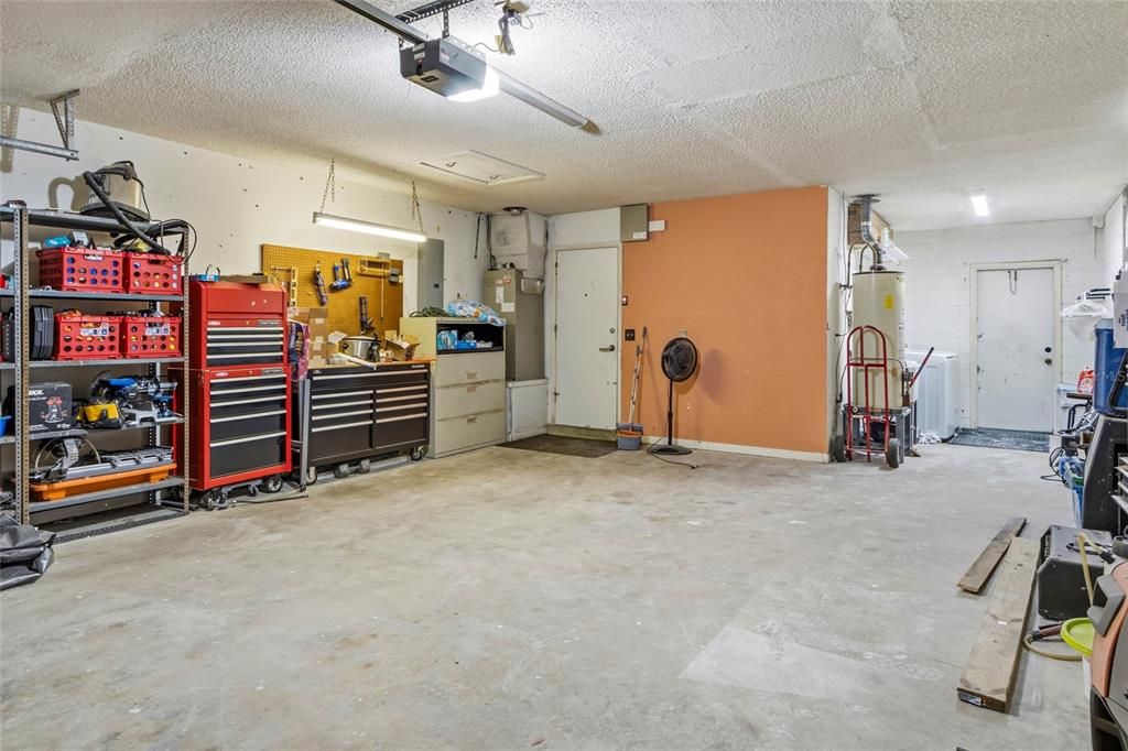 For Sale: $283,000 (3 beds, 2 baths, 1436 Square Feet)