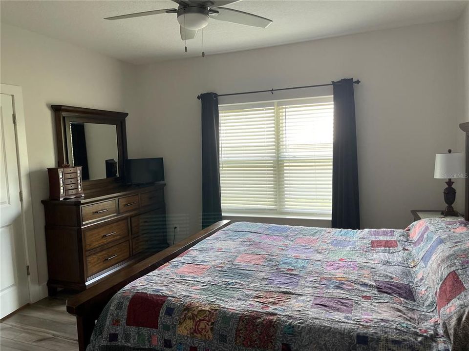 En Venta: $389,000 (3 camas, 2 baños, 1663 Pies cuadrados)