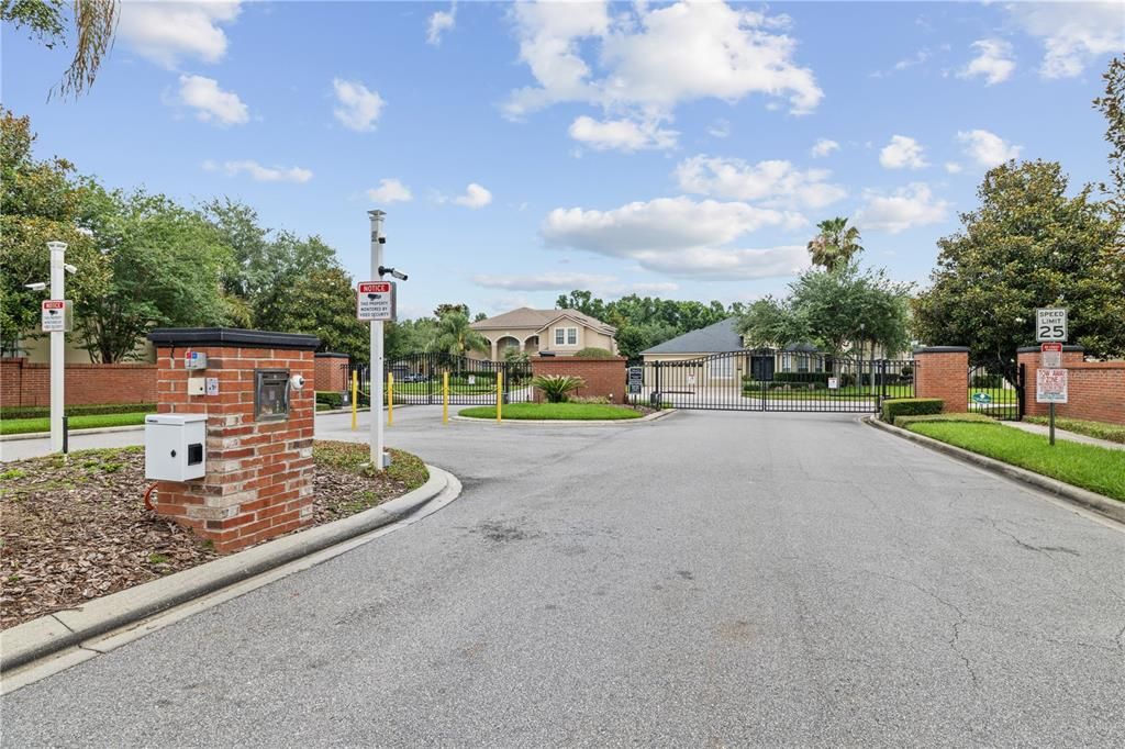 For Sale: $560,000 (4 beds, 3 baths, 3387 Square Feet)