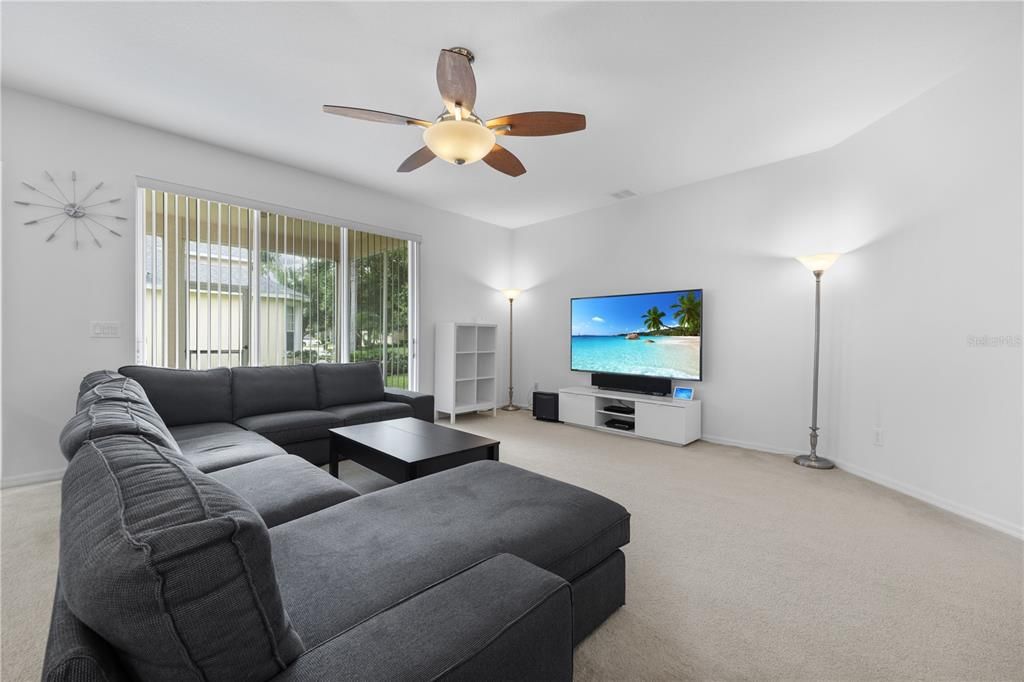 For Sale: $560,000 (4 beds, 3 baths, 3387 Square Feet)