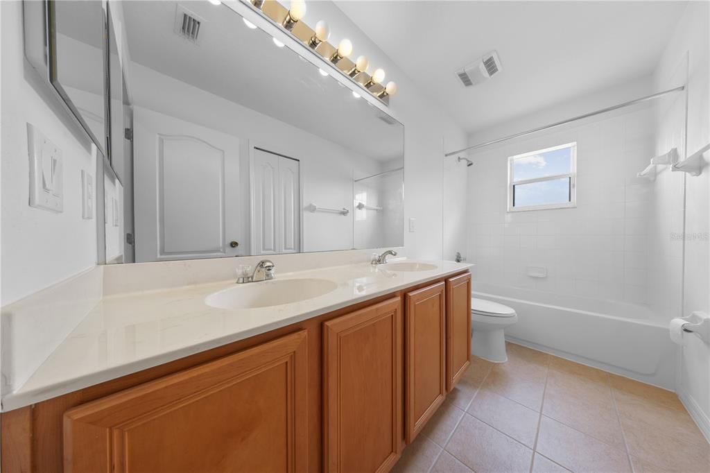 For Sale: $560,000 (4 beds, 3 baths, 3387 Square Feet)