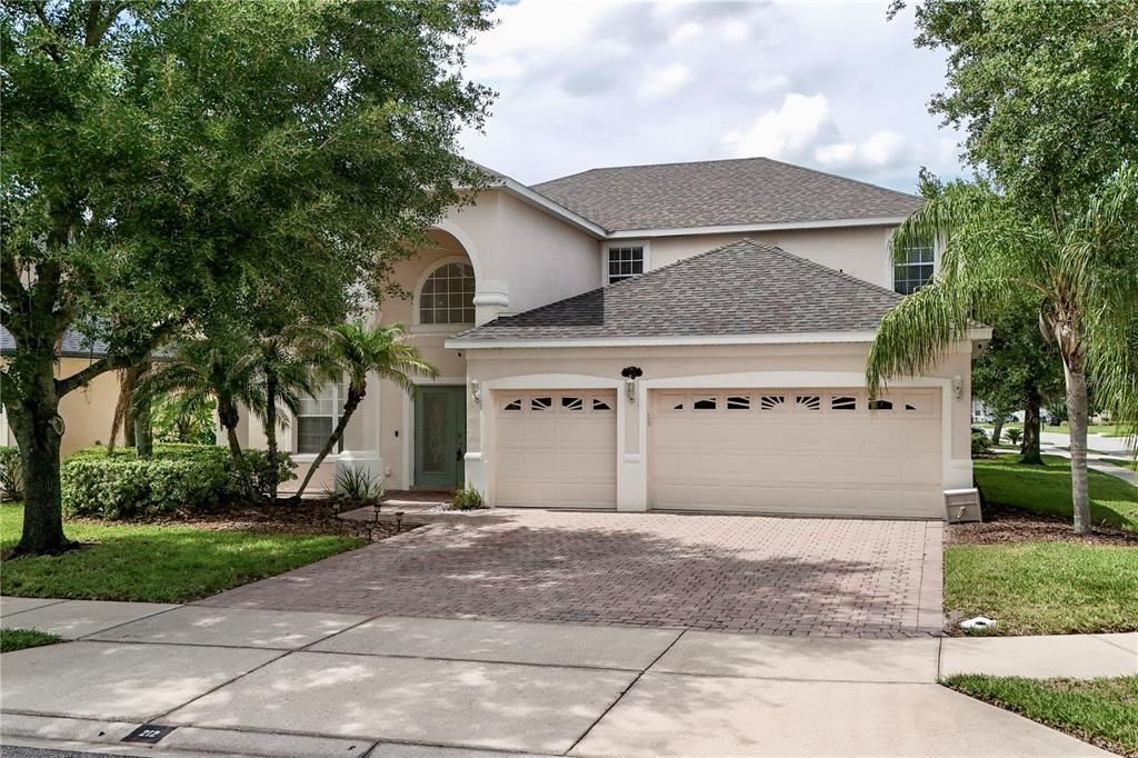 For Sale: $560,000 (4 beds, 3 baths, 3387 Square Feet)