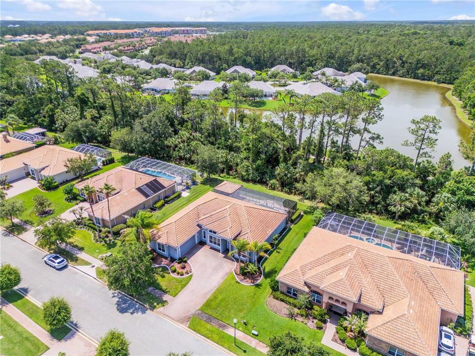 En Venta: $825,000 (4 camas, 3 baños, 2592 Pies cuadrados)