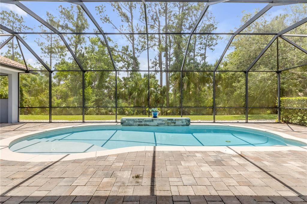 En Venta: $825,000 (4 camas, 3 baños, 2592 Pies cuadrados)