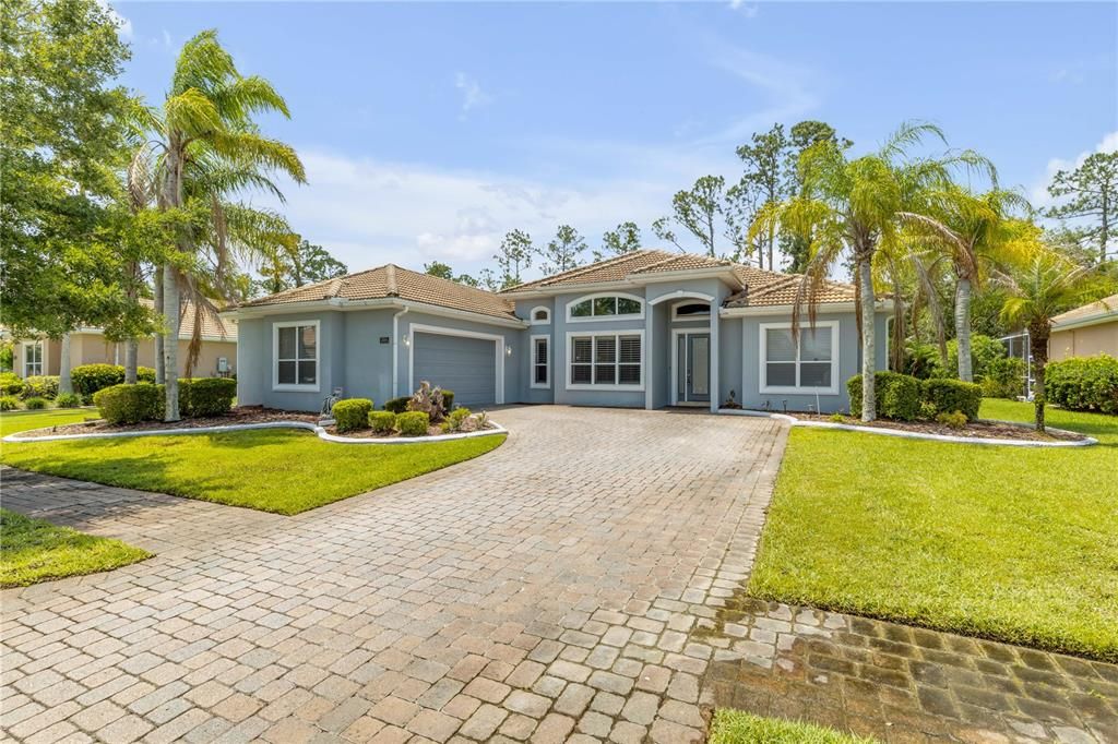 En Venta: $825,000 (4 camas, 3 baños, 2592 Pies cuadrados)