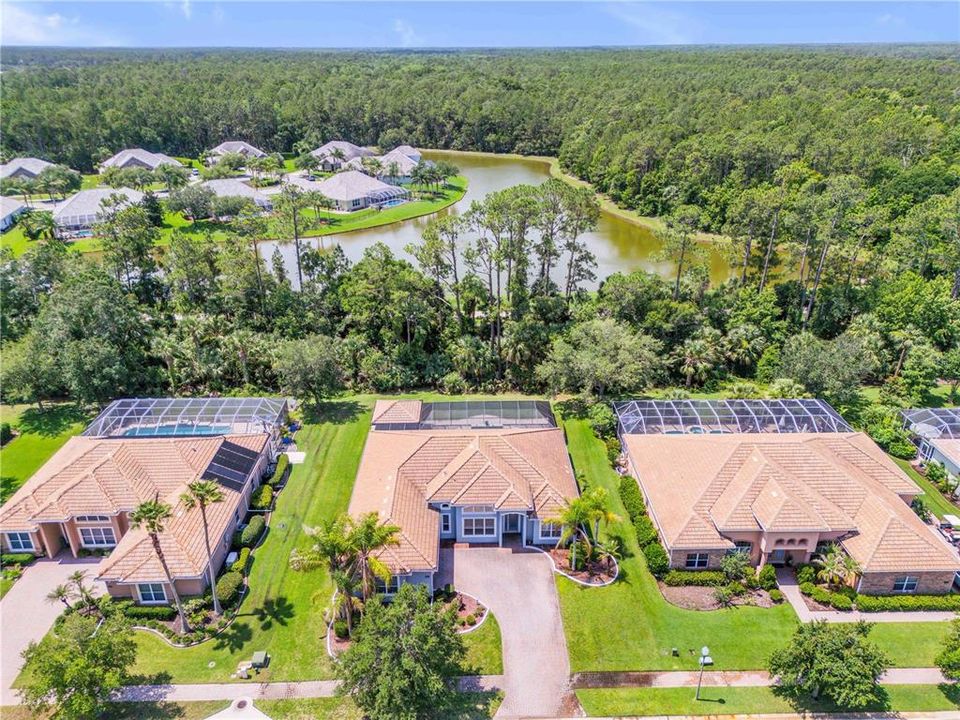 En Venta: $825,000 (4 camas, 3 baños, 2592 Pies cuadrados)