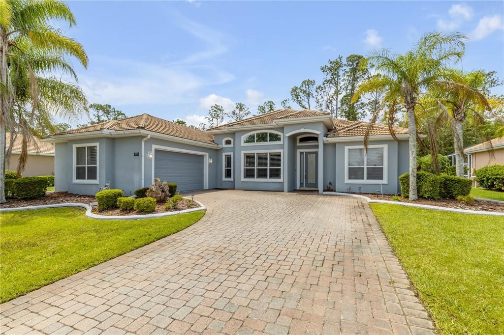 En Venta: $825,000 (4 camas, 3 baños, 2592 Pies cuadrados)