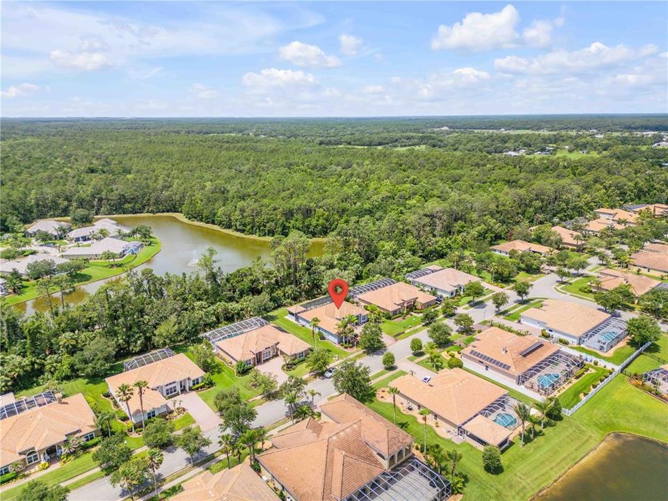 En Venta: $825,000 (4 camas, 3 baños, 2592 Pies cuadrados)