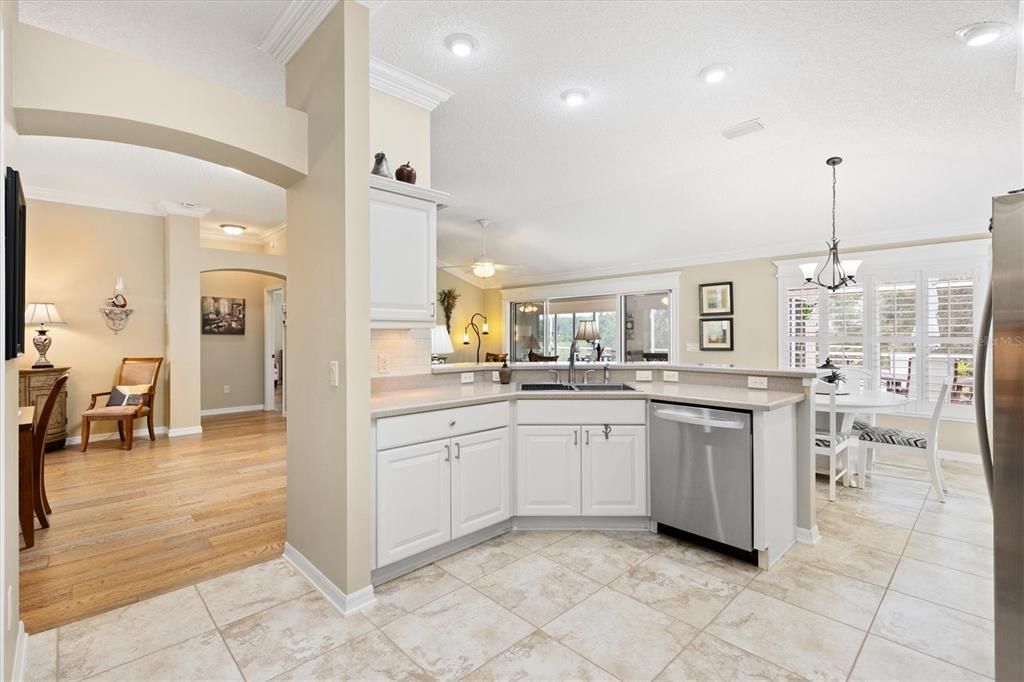 For Sale: $750,000 (3 beds, 2 baths, 2109 Square Feet)