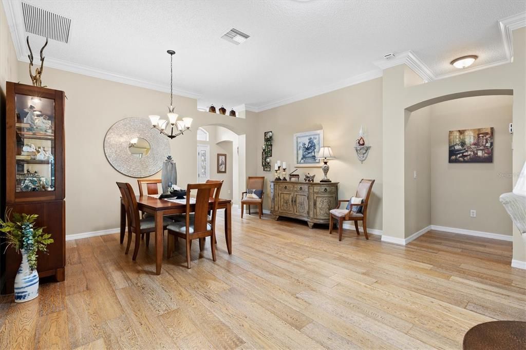 For Sale: $750,000 (3 beds, 2 baths, 2109 Square Feet)