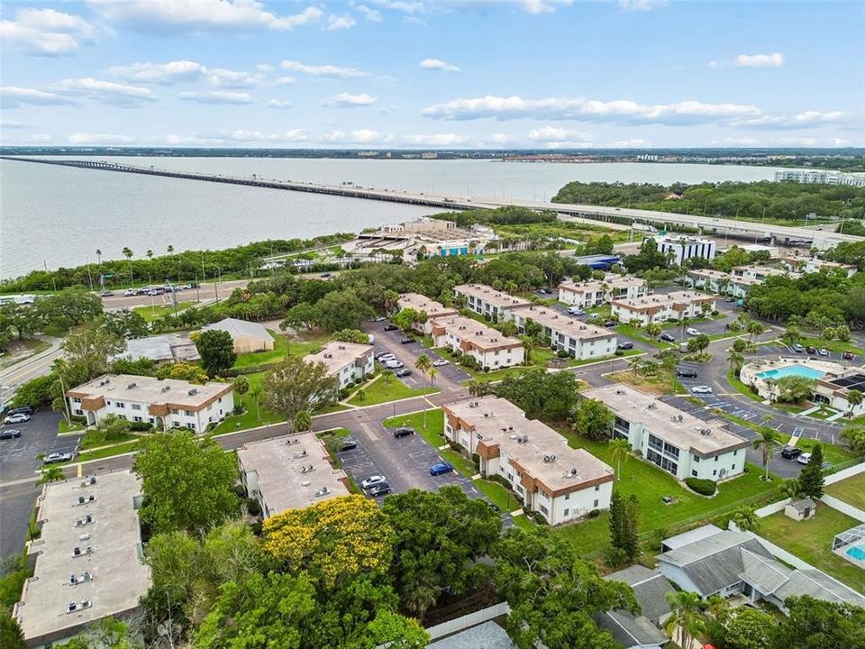 For Sale: $110,000 (1 beds, 1 baths, 747 Square Feet)