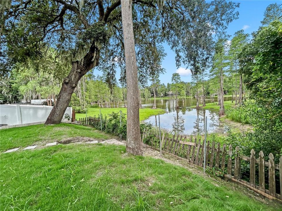 For Sale: $369,900 (3 beds, 2 baths, 1575 Square Feet)