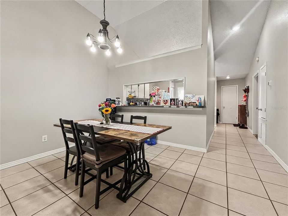 For Sale: $369,900 (3 beds, 2 baths, 1575 Square Feet)