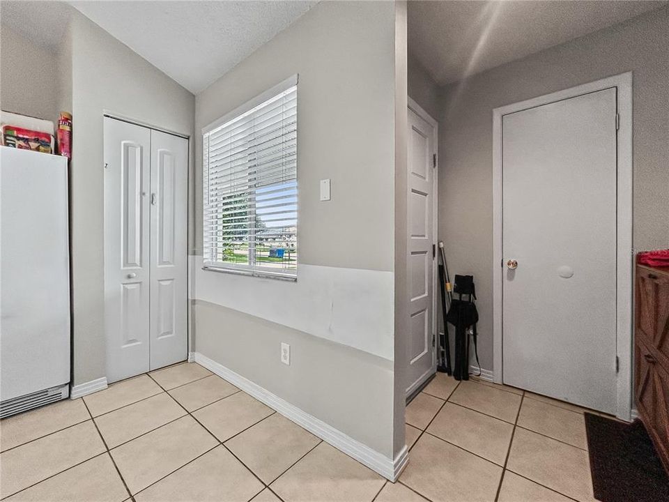 For Sale: $369,900 (3 beds, 2 baths, 1575 Square Feet)