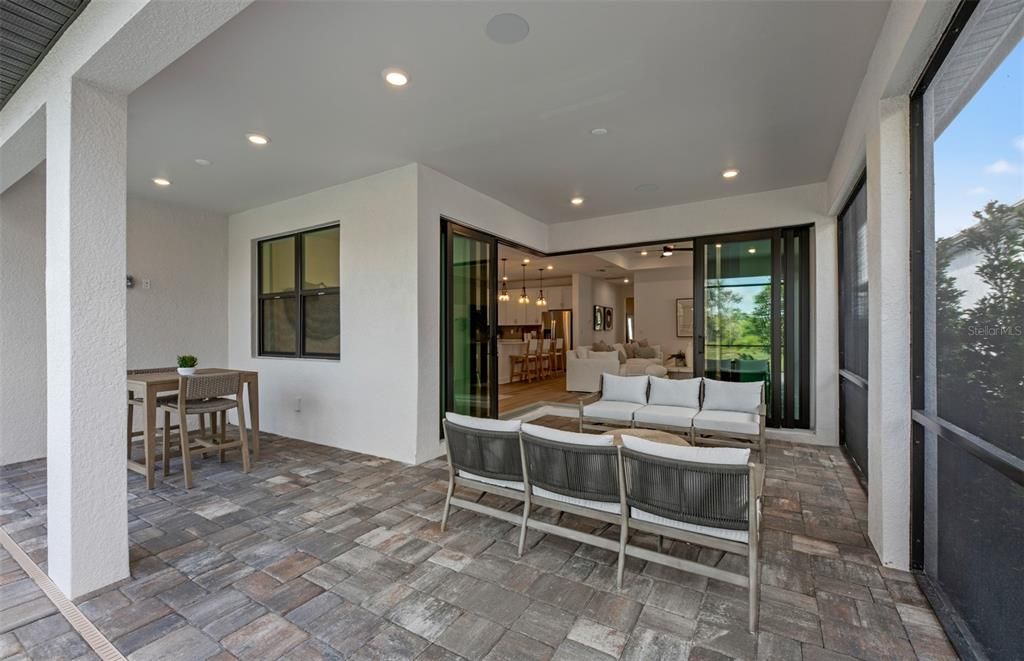 For Sale: $535,000 (3 beds, 3 baths, 2099 Square Feet)