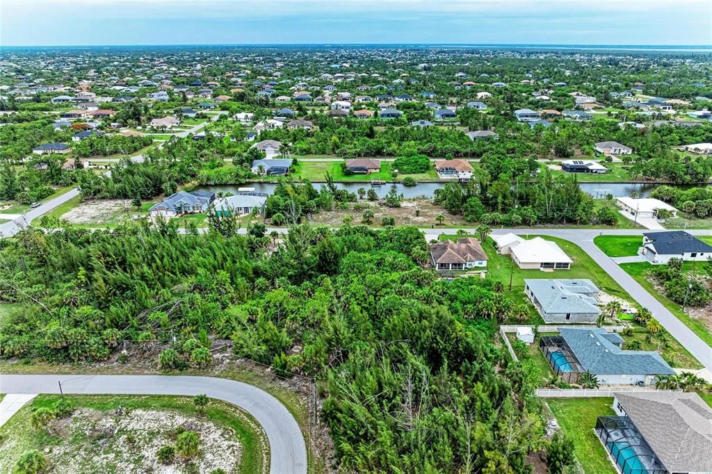 待售: $95,000 (0.23 acres)
