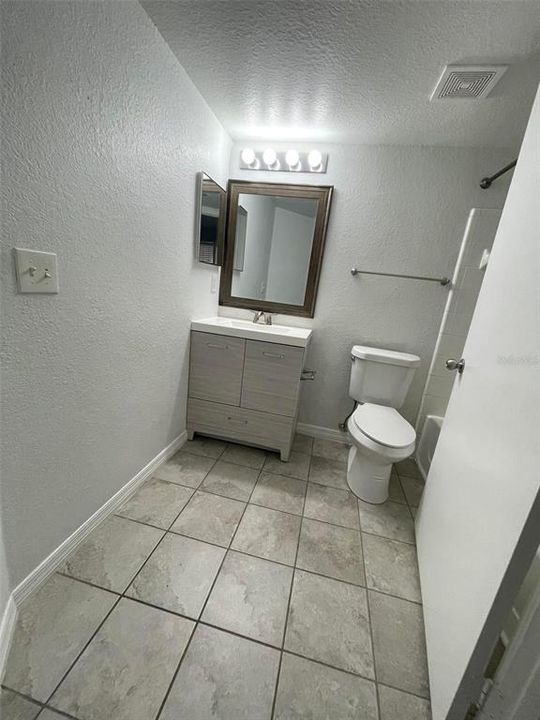For Rent: $1,400 (1 beds, 1 baths, 530 Square Feet)