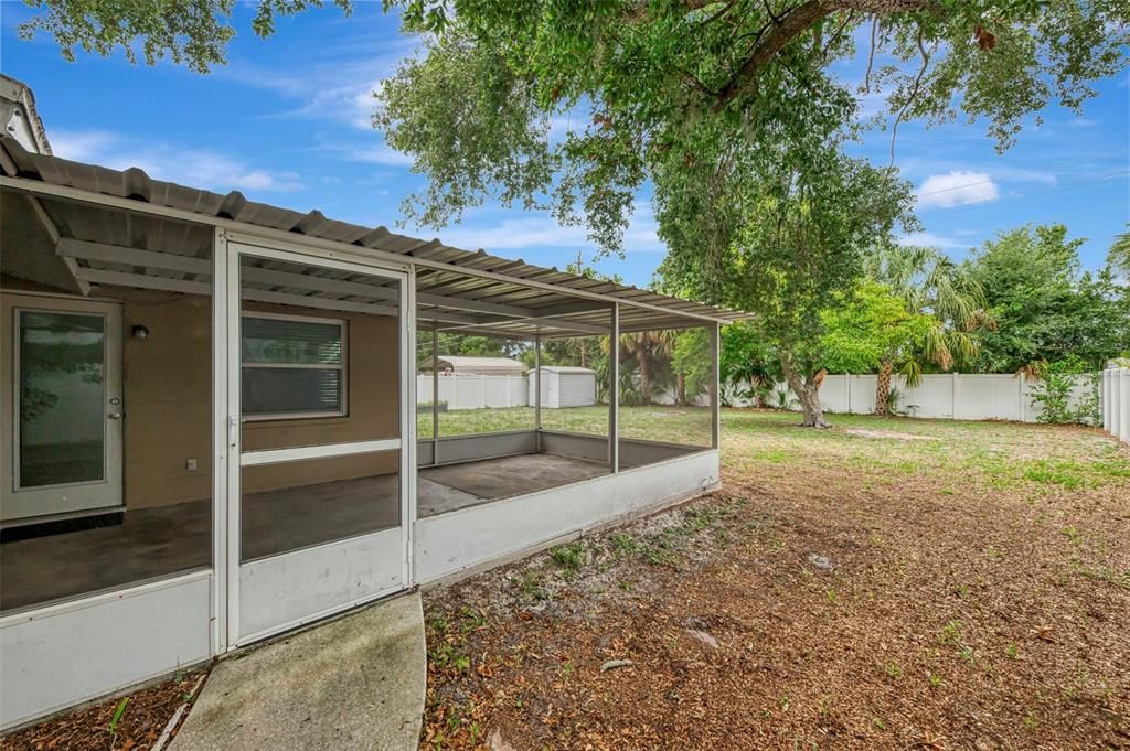 For Sale: $349,000 (3 beds, 2 baths, 1381 Square Feet)