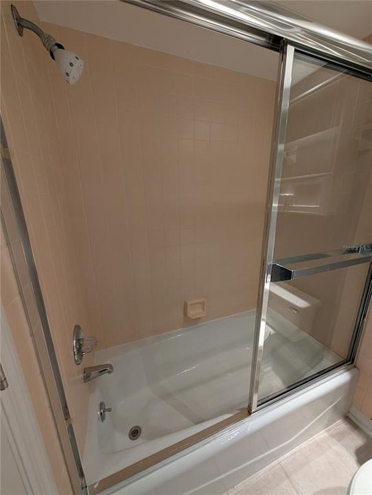 В аренду: $2,100 (2 спален, 2 ванн, 1525 Квадратных фут)
