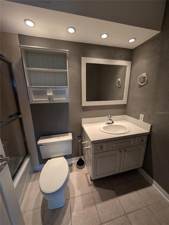 В аренду: $2,100 (2 спален, 2 ванн, 1525 Квадратных фут)
