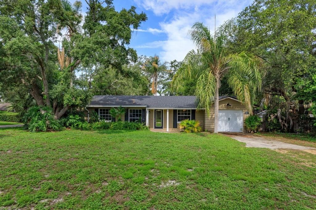 For Sale: $299,000 (3 beds, 2 baths, 1000 Square Feet)