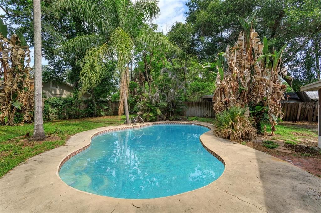 For Sale: $299,000 (3 beds, 2 baths, 1000 Square Feet)