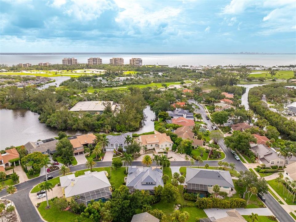 For Sale: $1,995,000 (4 beds, 4 baths, 3059 Square Feet)