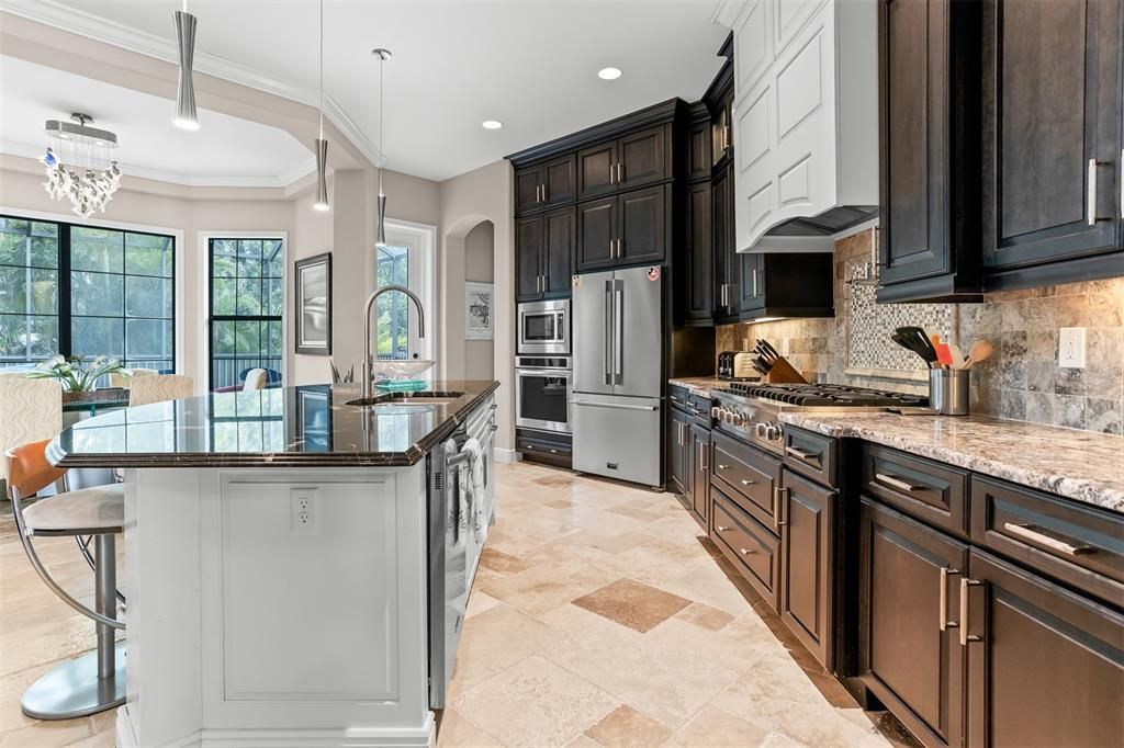 For Sale: $1,995,000 (4 beds, 4 baths, 3059 Square Feet)