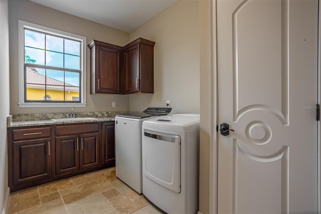 For Sale: $1,995,000 (4 beds, 4 baths, 3059 Square Feet)
