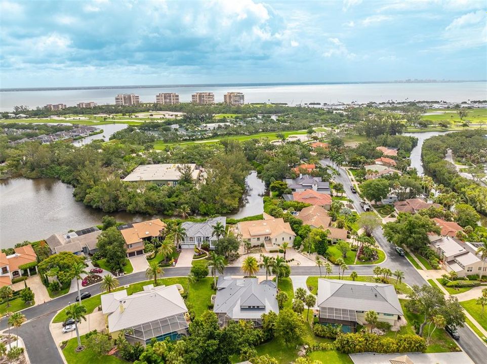 For Sale: $1,995,000 (4 beds, 4 baths, 3059 Square Feet)