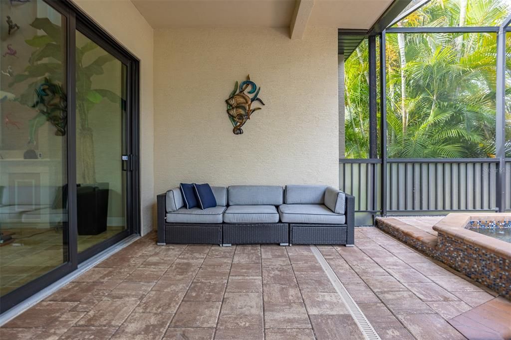 For Sale: $1,995,000 (4 beds, 4 baths, 3059 Square Feet)