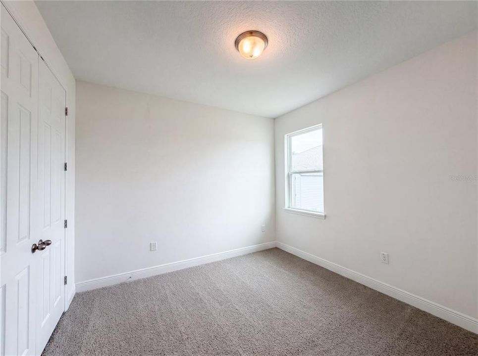 En Venta: $375,000 (4 camas, 2 baños, 1880 Pies cuadrados)