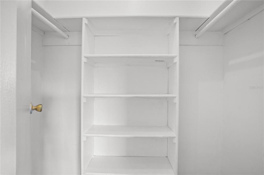 For Sale: $140,000 (2 beds, 1 baths, 1214 Square Feet)