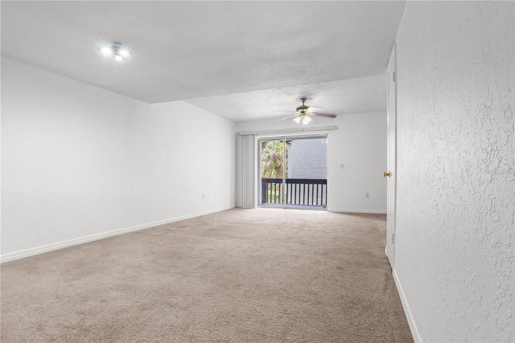 For Sale: $140,000 (2 beds, 1 baths, 1214 Square Feet)