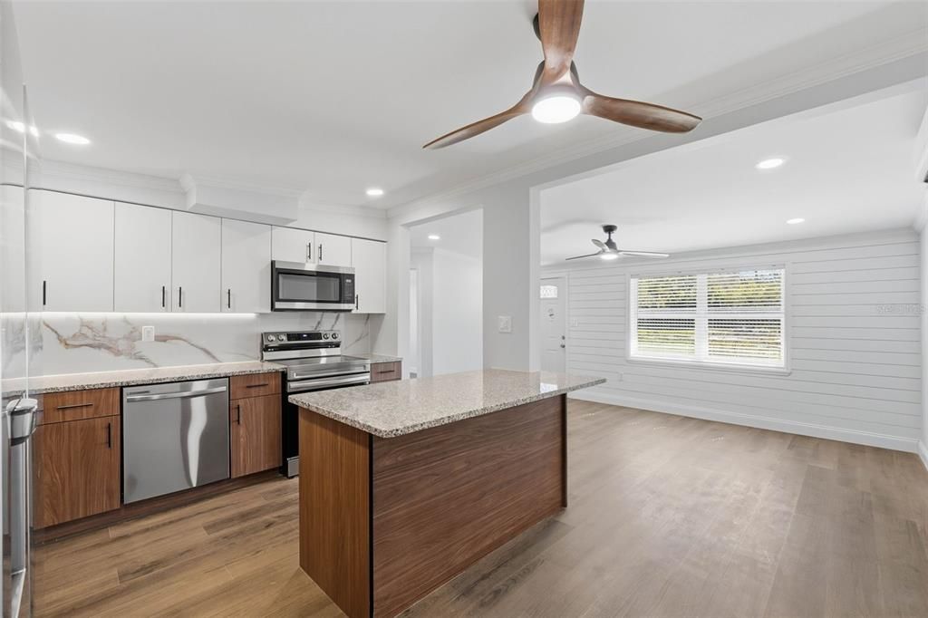 For Rent: $2,200 (4 beds, 2 baths, 1349 Square Feet)