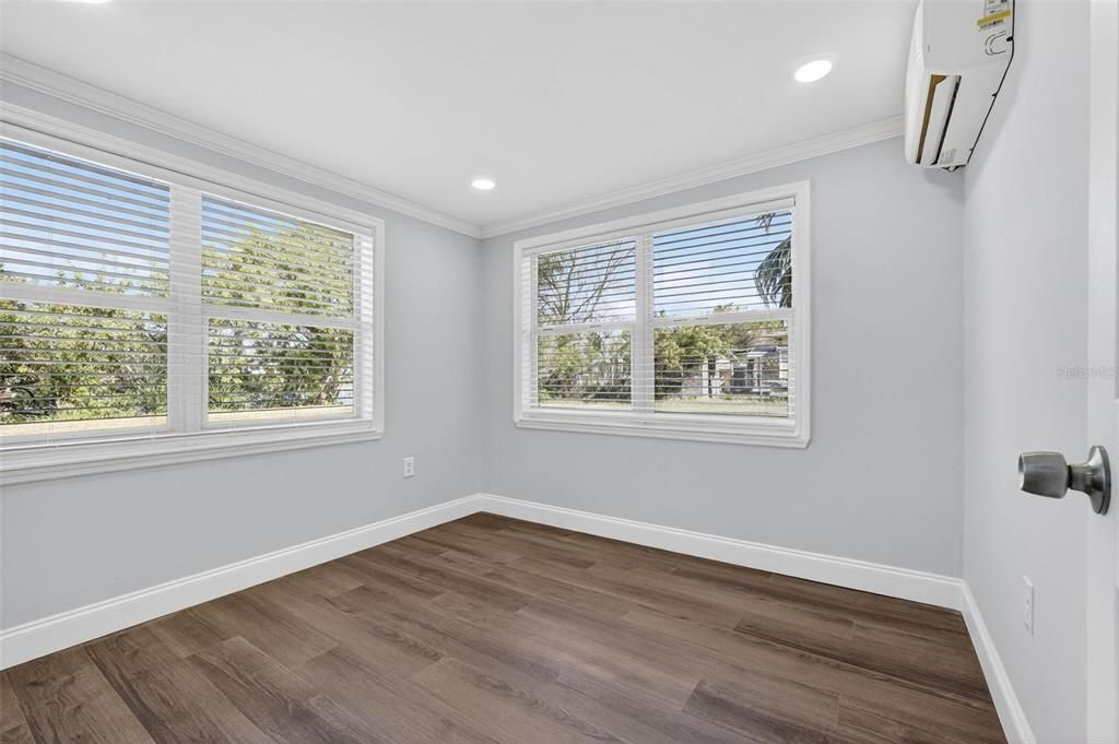 For Rent: $2,200 (4 beds, 2 baths, 1349 Square Feet)