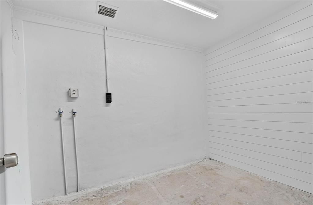 For Rent: $2,200 (4 beds, 2 baths, 1349 Square Feet)